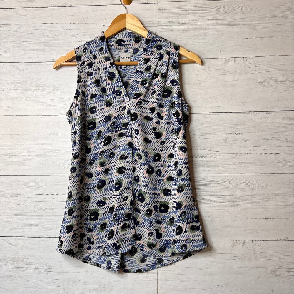 Nic + Zoe Top Womens Size XS Green Multi Dashing Petals Sleeveless Abstract
